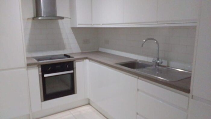 1 Bedroom Flat To Rent In London Road, Croydon, CR0