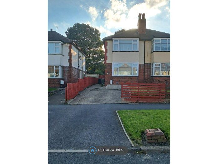 3 Bedroom Semi-Detached House To Rent In Amberton Road, Leeds, LS8