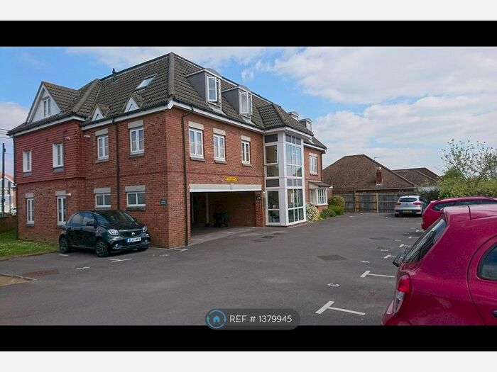 1 Bedroom Flat To Rent In Copper Beeches House, Hedge End, Southampton, SO30