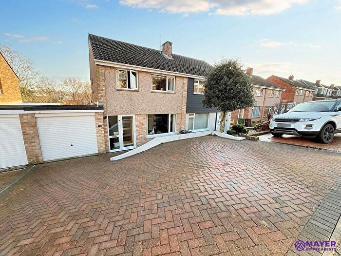 3 Bedroom Semi-Detached House For Sale In Rashleigh Avenue, Plymouth, PL7