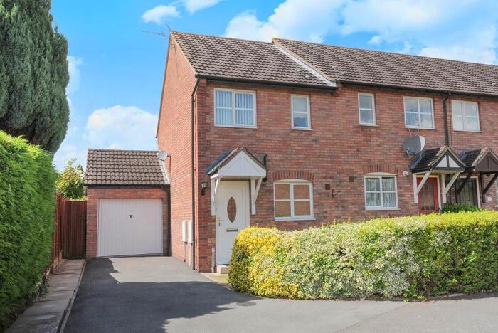 2 Bedroom End Of Terrace House To Rent In Battlebridge Close, Leominster, HR6