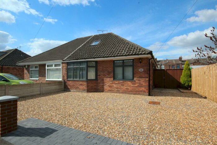 3 Bedroom Semi-Detached Bungalow To Rent In Ansdell Villas Road, Rainhill, Prescot, L35