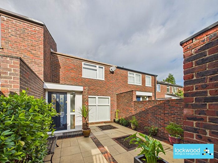 2 Bedroom Terraced House To Rent In St Olaves Close, Staines, TW18