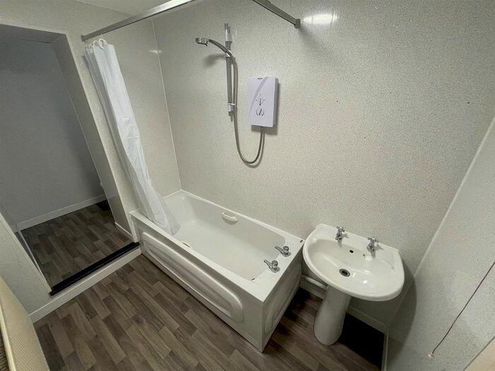 1 Bedroom Flat To Rent In Pearson Avenue, Hull, HU5