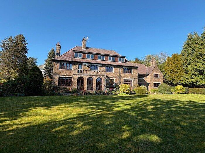 3 Bedroom Flat To Rent In Farington Street, Dundee, DD2