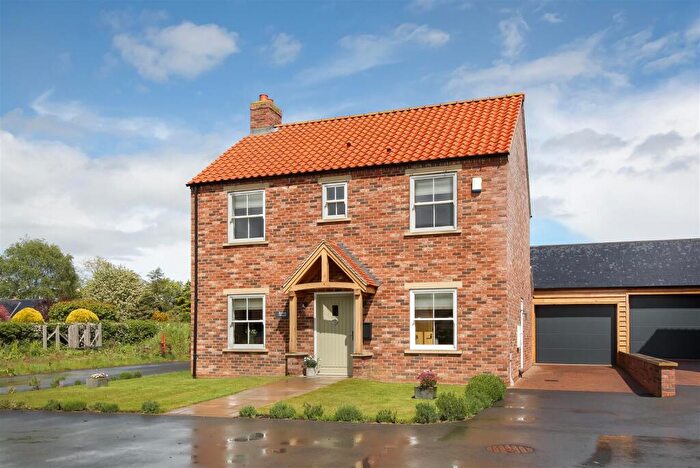 3 Bedroom Detached House For Sale In South Otterington, Northallerton, DL7