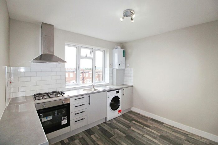 2 Bedroom Flat To Rent In Imperial Drive, Rayners Lane, Harrow, HA2