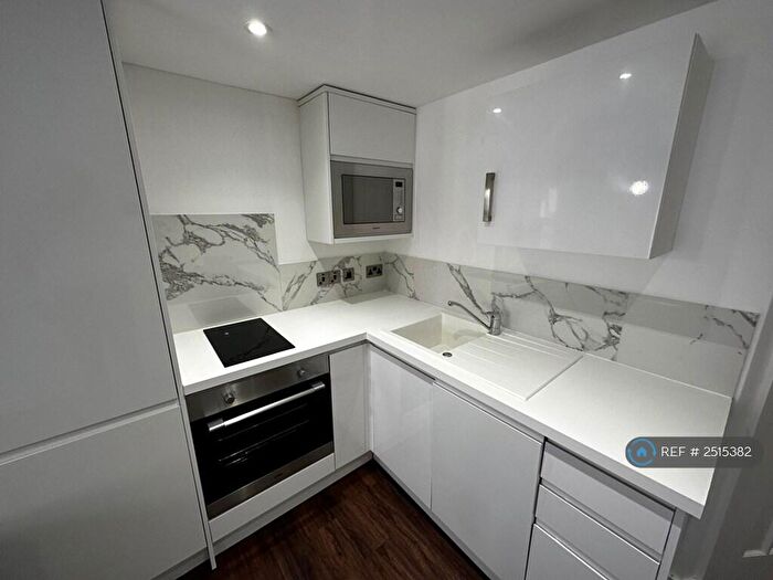 1 Bedroom Flat To Rent In Clifton Road, Bristol, BS8