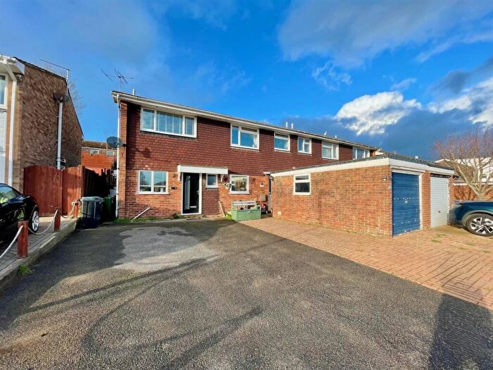 2 Bedroom End Of Terrace House For Sale In Powell Gardens, Newhaven, BN9