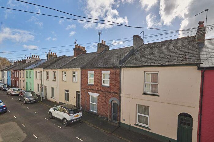 1 Bedroom Flat For Sale In Codrington Street, Exeter, EX1