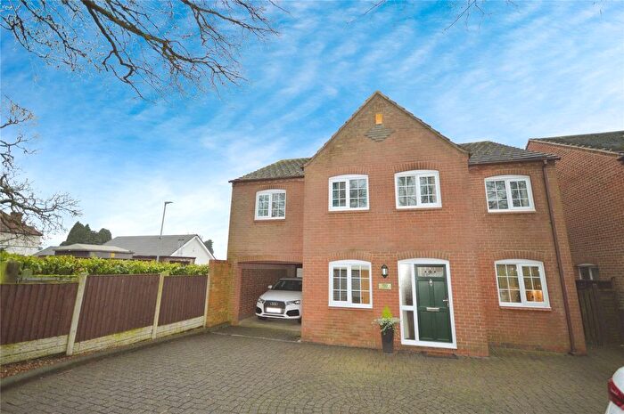 5 Bedroom Detached House For Sale In Burton Road, Midway, Swadlincote, Derbyshire, DE11