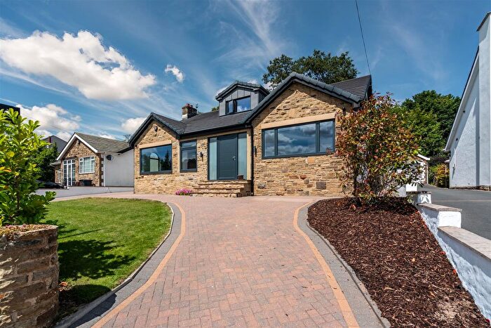 4 Bedroom Detached House For Sale In The Fairway, Alwoodley, Leeds, LS17