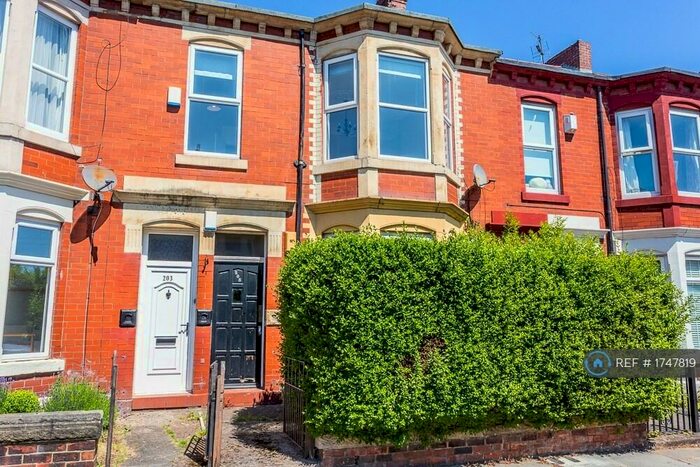 3 Bedroom Flat To Rent In Tosson Terrace, Newcastle Upon Tyne, NE6