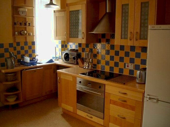 1 Bedroom Flat To Rent In Millar Crescent, Edinburgh, EH10