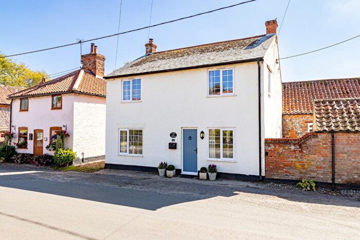 3 Bedroom Detached House For Sale In Weasenham Road, Great Massingham, Norfolk, PE32