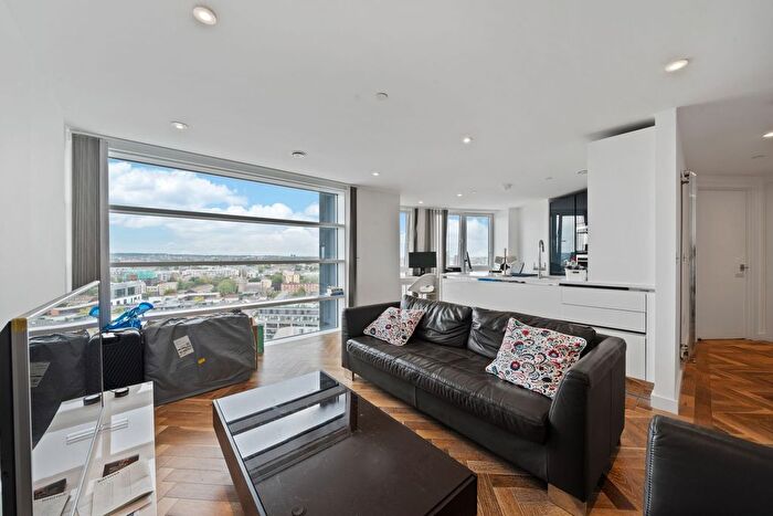 2 Bedroom Flat To Rent In Eagle Point, City Road, London, EC1V