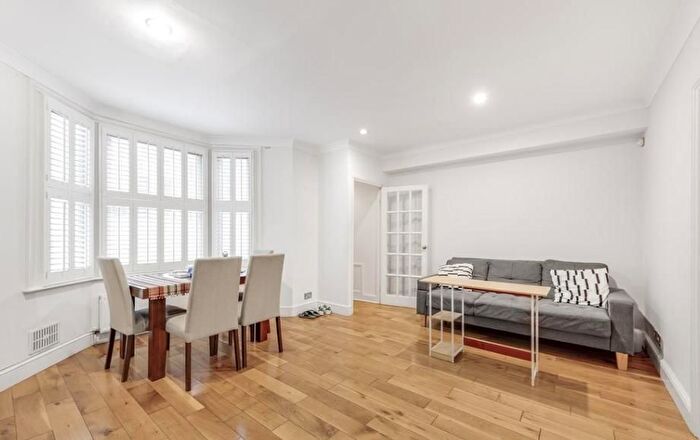 2 Bedroom Flat To Rent In Enford Street, Marylebone, London, W1H