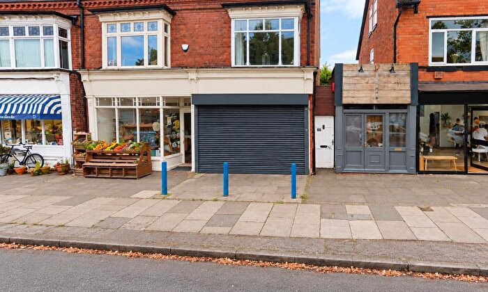 Detached House To Rent In Mary Vale Road, Birmingham, Bourneville, B30