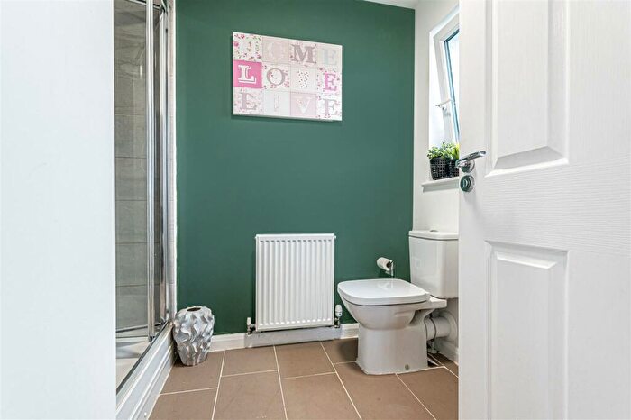 4 Bedroom Detached House For Sale In Macpherson Avenue, Dunfermline, KY11