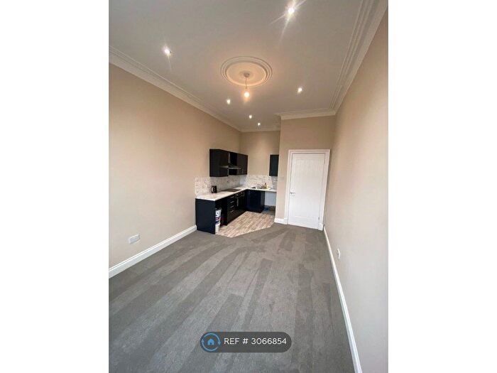 1 Bedroom Flat To Rent In Station Road, Dumbarton, G82