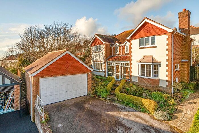 5 Bedroom Detached House For Sale In Spinnaker View, Havant, PO9