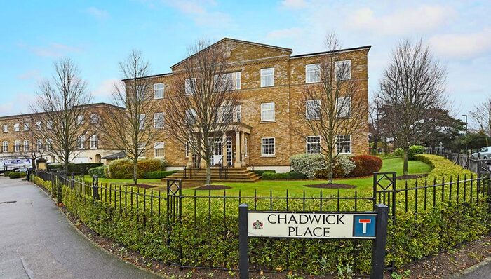 1 Bedroom Flat To Rent In Chadwick Place, Long Ditton, Surbiton KT6