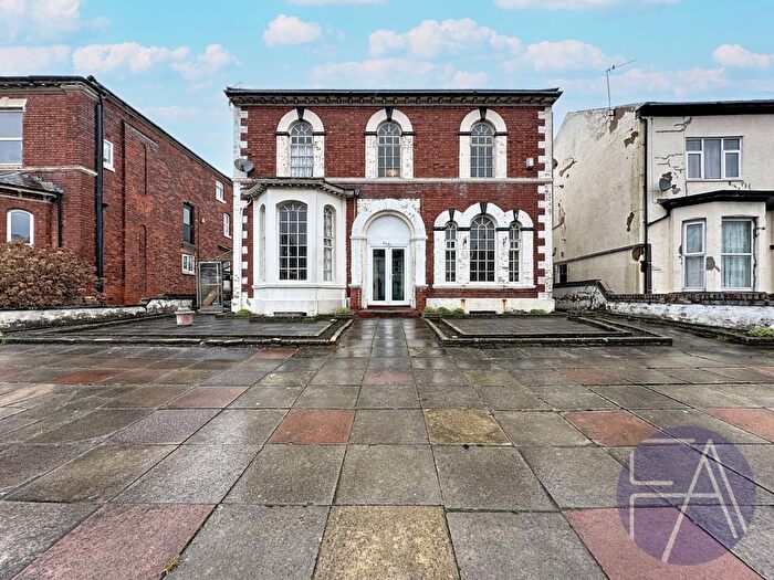 6 Bedroom Detached House For Sale In Manchester Road, Southport, PR9