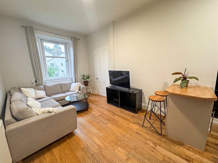 1 Bedroom Flat To Rent In Cambusnethan Street, Abbeyhill, Edinburgh, EH7