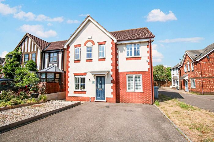 4 Bedroom Detached House For Sale In Independent Way, Dussindale, NR7