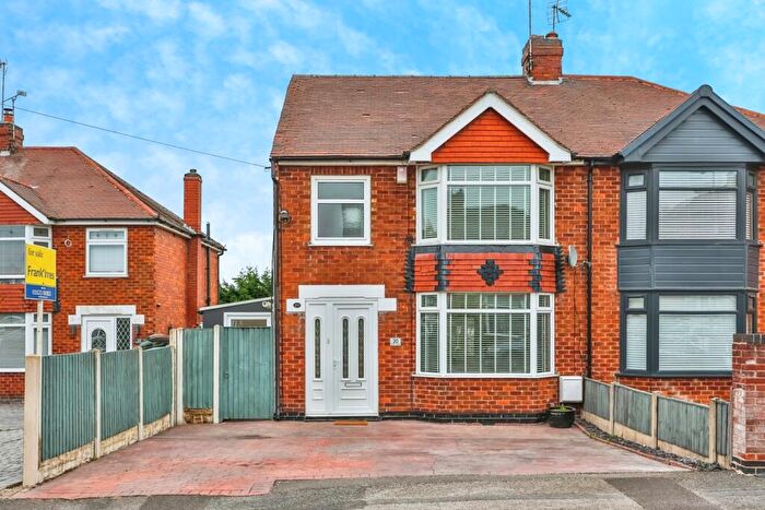3 Bedroom Semi-Detached House For Sale In Freeby Avenue, Mansfield, Nottinghamshire, NG19