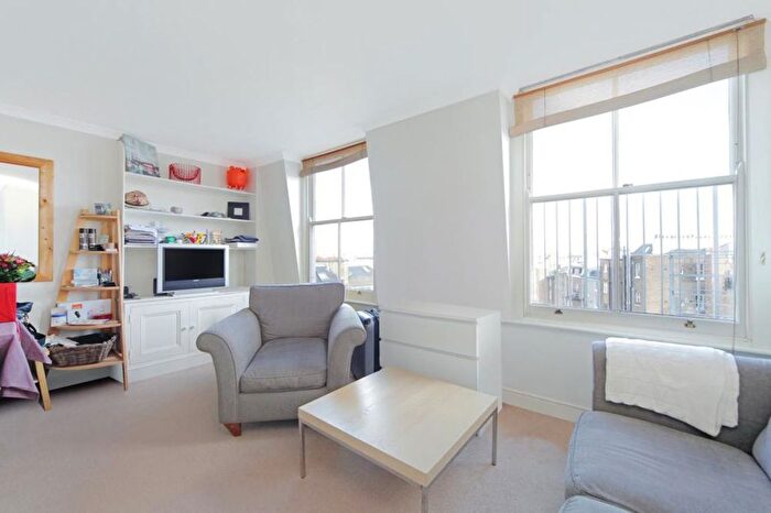 1 Bedroom Flat To Rent In Chepstow Crescent, London, W11