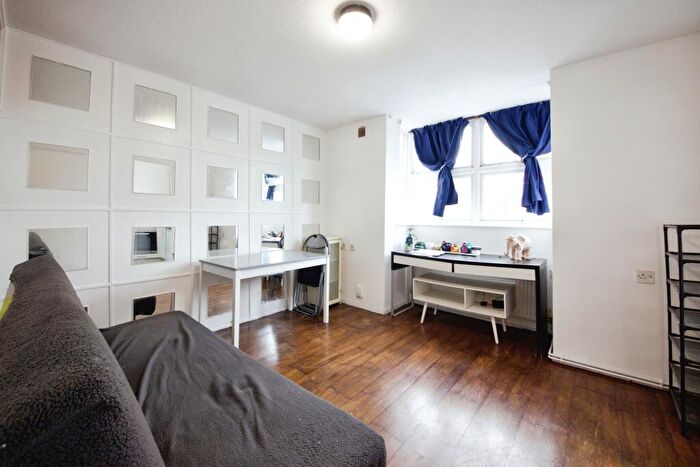 1 Bedroom Flat To Rent In Murchison Road, Leyton, E10