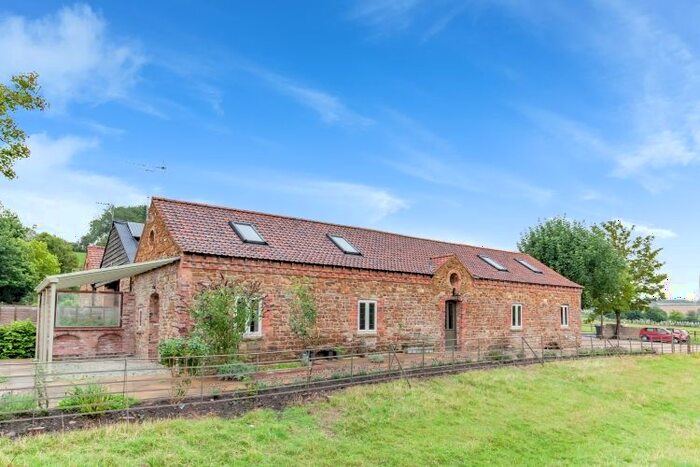 3 Bedroom Barn Conversion To Rent In Byfield Road, Priors Marston, Southam, CV47