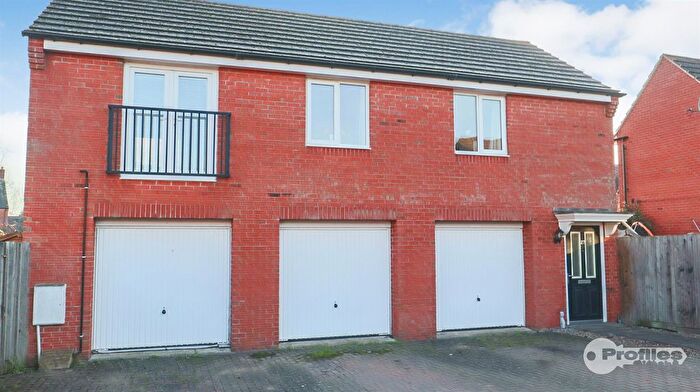2 Bedroom Detached House For Sale In Sansome Drive, Hinckley, LE10