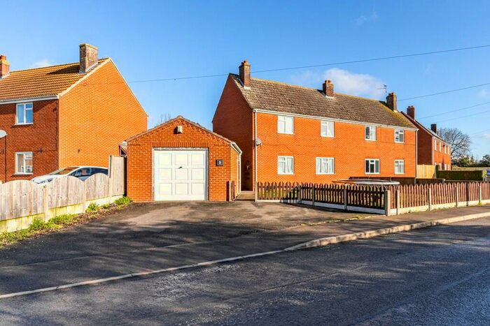 3 Bedroom Semi-Detached House For Sale In Pode Lane, Old Leake, PE22