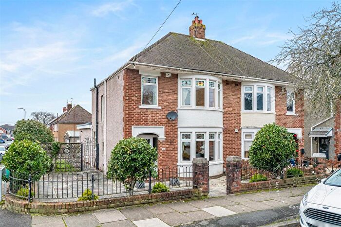 3 Bedroom Semi Detached House For Sale In Heathway, Cardiff, CF14