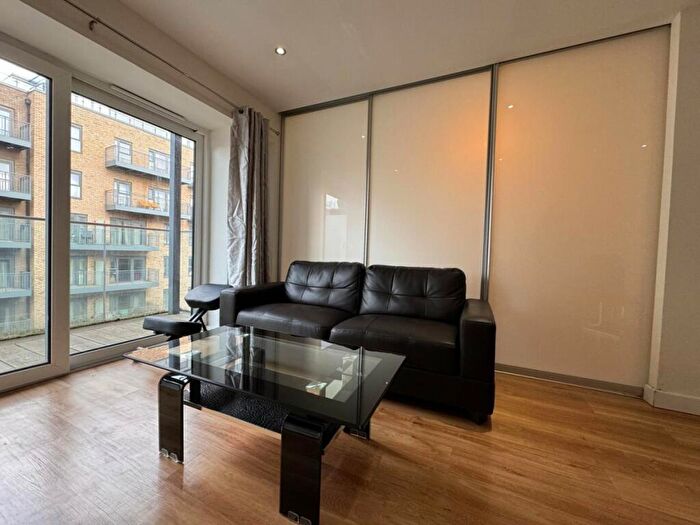 1 Bedroom Flat To Rent In Empire House, NW9
