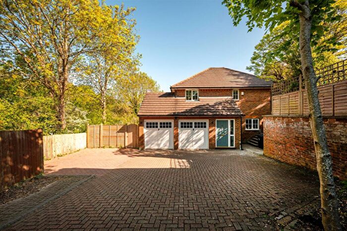 4 Bedroom Detached House For Sale In New Road, High Wycombe, HP12