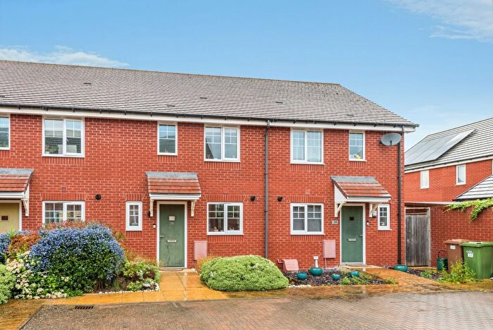 2 Bedroom Terraced House For Sale In Ampthill Way, Faringdon, Oxfordshire, SN7