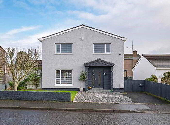 4 Bedroom Detached House For Sale In Kennedy Drive, Lisburn, BT27