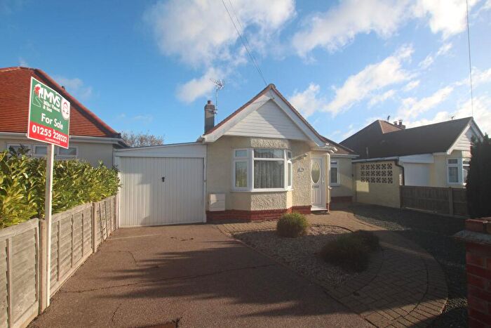2 Bedroom Bungalow For Sale In Manchester Road, Holland-on-Sea, CO15