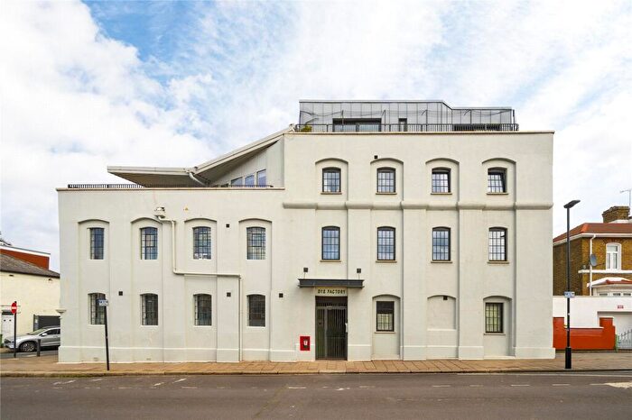 2 Bedroom Flat For Sale In Dye Factory Apartments, London Road, London, E13