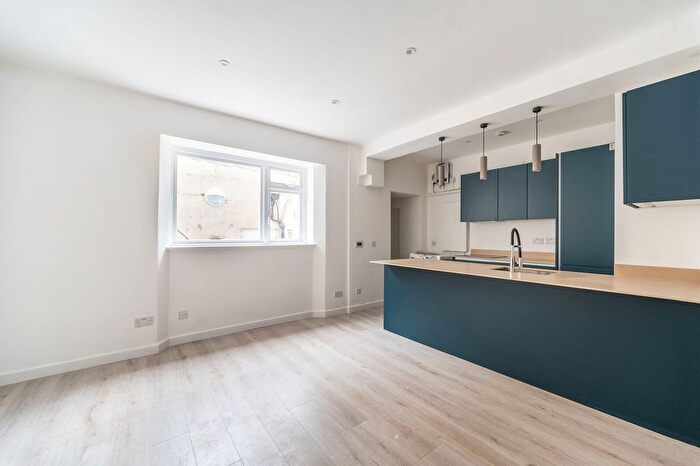 Studio To Rent In Gloucester Terrace, Royal Oak, London, W2