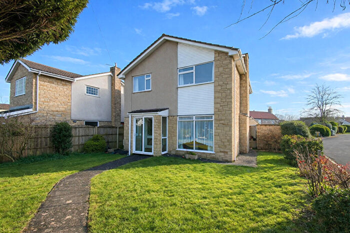 4 Bedroom Detached House For Sale In Prospect Close, Frampton Cotterell, BS36