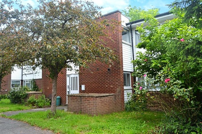 2 Bedroom Apartment To Rent In Chiltern Drive, Charvil, Reading, Berkshire, RG10