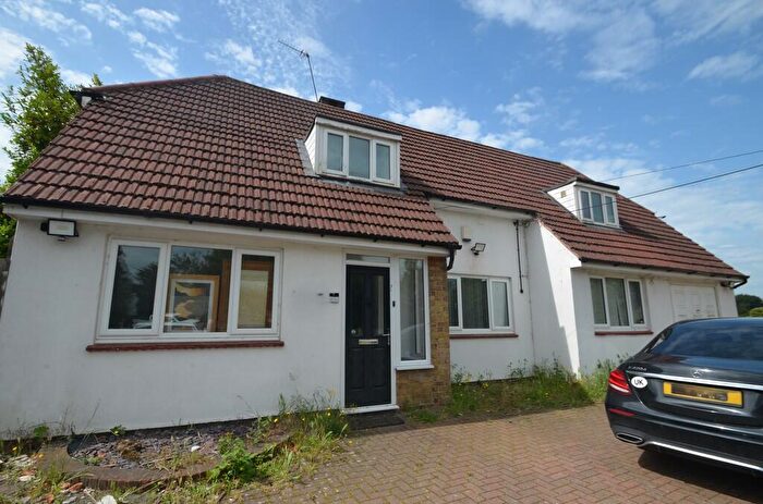 4 Bedroom Maisonette To Rent In Stanwell Road, Horton, SL3