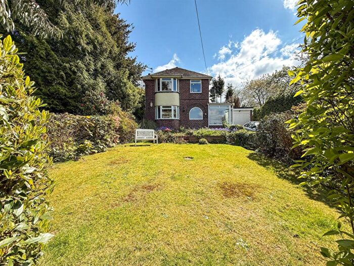 3 Bedroom Detached House For Sale In Birch Tree Lane, Scholar Green, ST7