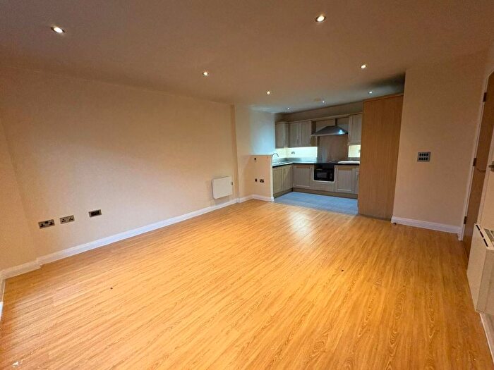 2 Bedroom Flat To Rent In Taylorson Street South, Salford, M5
