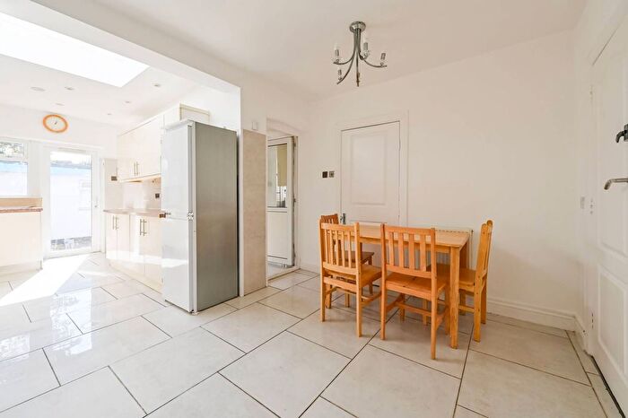 5 Bedroom Property To Rent In White Hart Lane, Tottenham, London, N17
