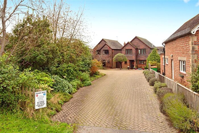 4 Bedroom Detached House For Sale In The Green, Fordcombe, Tunbridge Wells, Kent, TN3